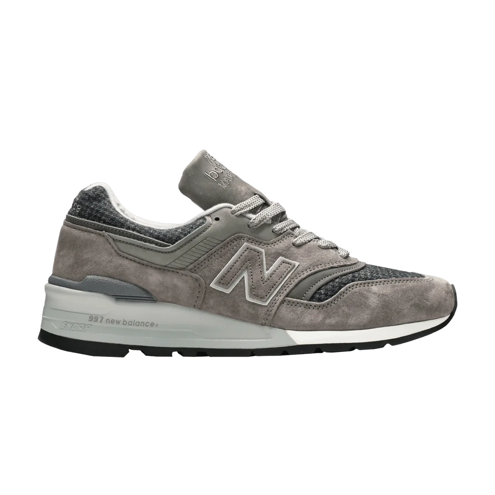 Krossovki-New-Balance-997-Made-in-USA-Grey