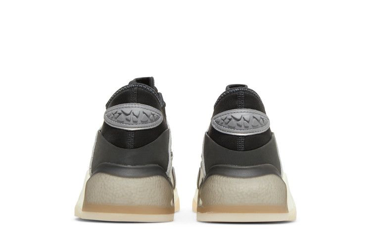streetball-2-grey-black-gx0779_05