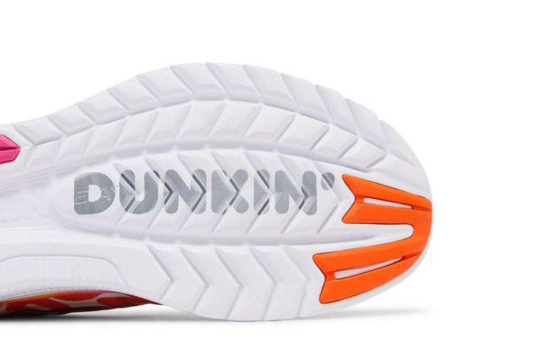Кроссовки Saucony Dunkin' x Wmns Kinvara 10 'Classic Dunkin' Print'