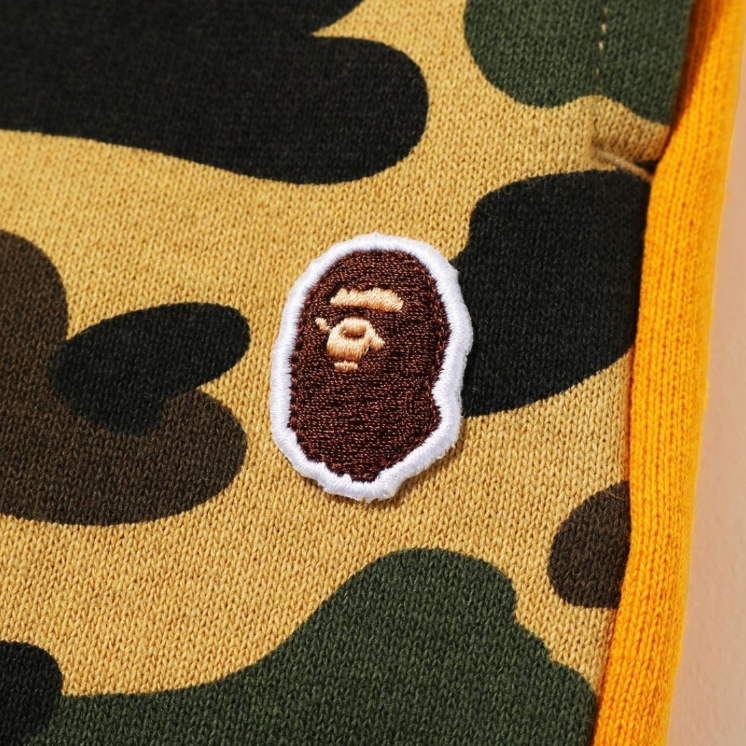 Спортивные штаны BAPE 1st Camo Crazy Sweatpants Multi