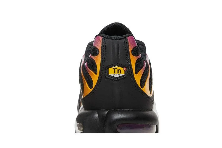 Кроссовки Nike Air Max Plus 'Black University Gold Viotech'