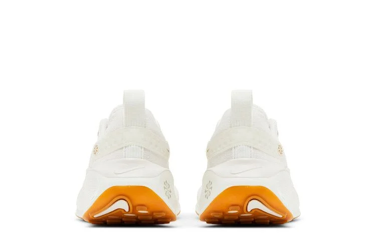 Krossovki-Nike-Wmns-ReactX-Infinity-Run-4-Gum-Light-Brown-Metallic-Gold-5
