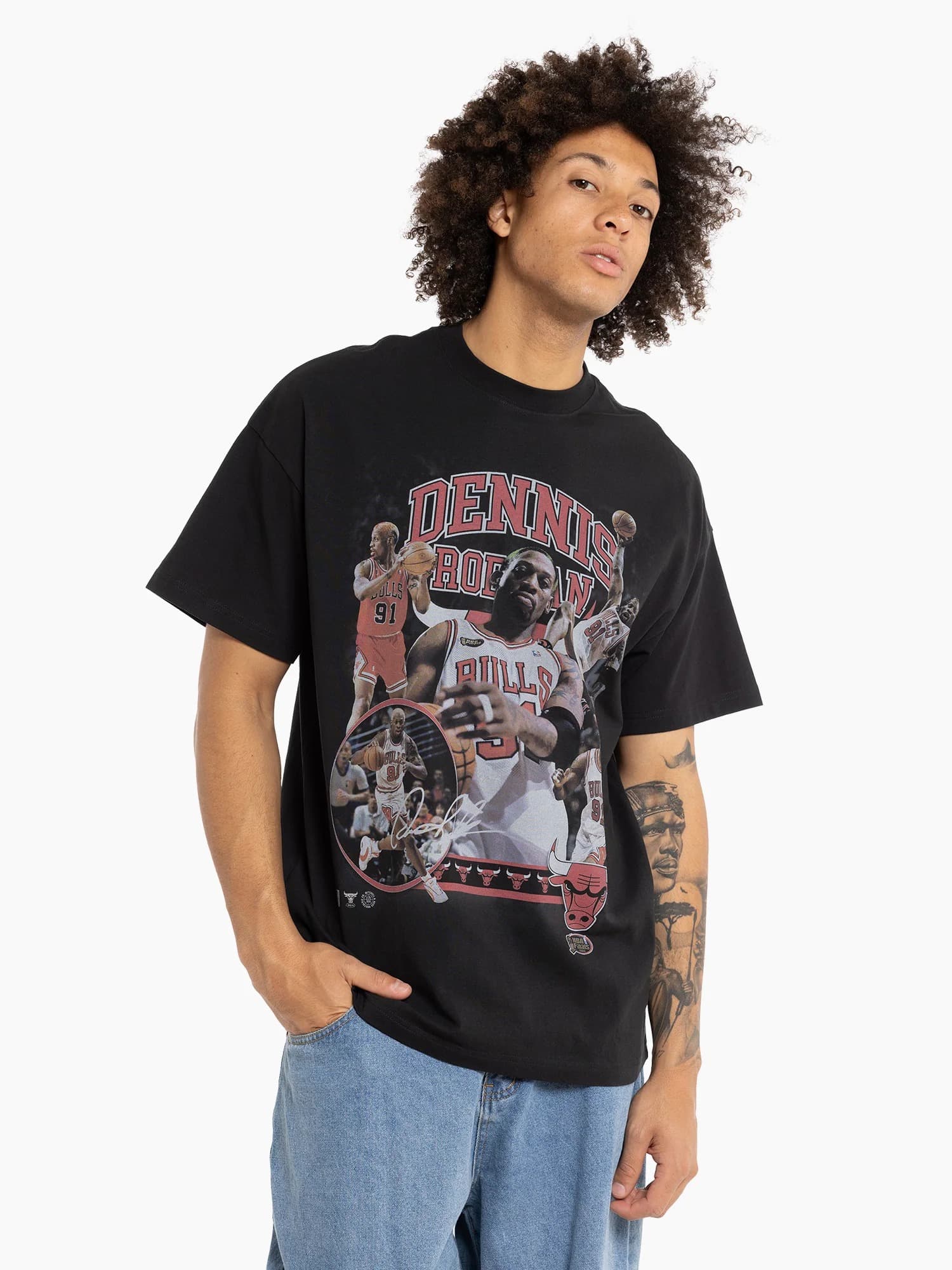 Футболка Mitchell & Ness Dennis Rodman Chicago Bulls Player Logo T-Shirt