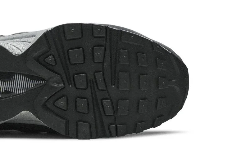 Krossovki-Nike-Air-Max-95-GS-Off-Noir-4