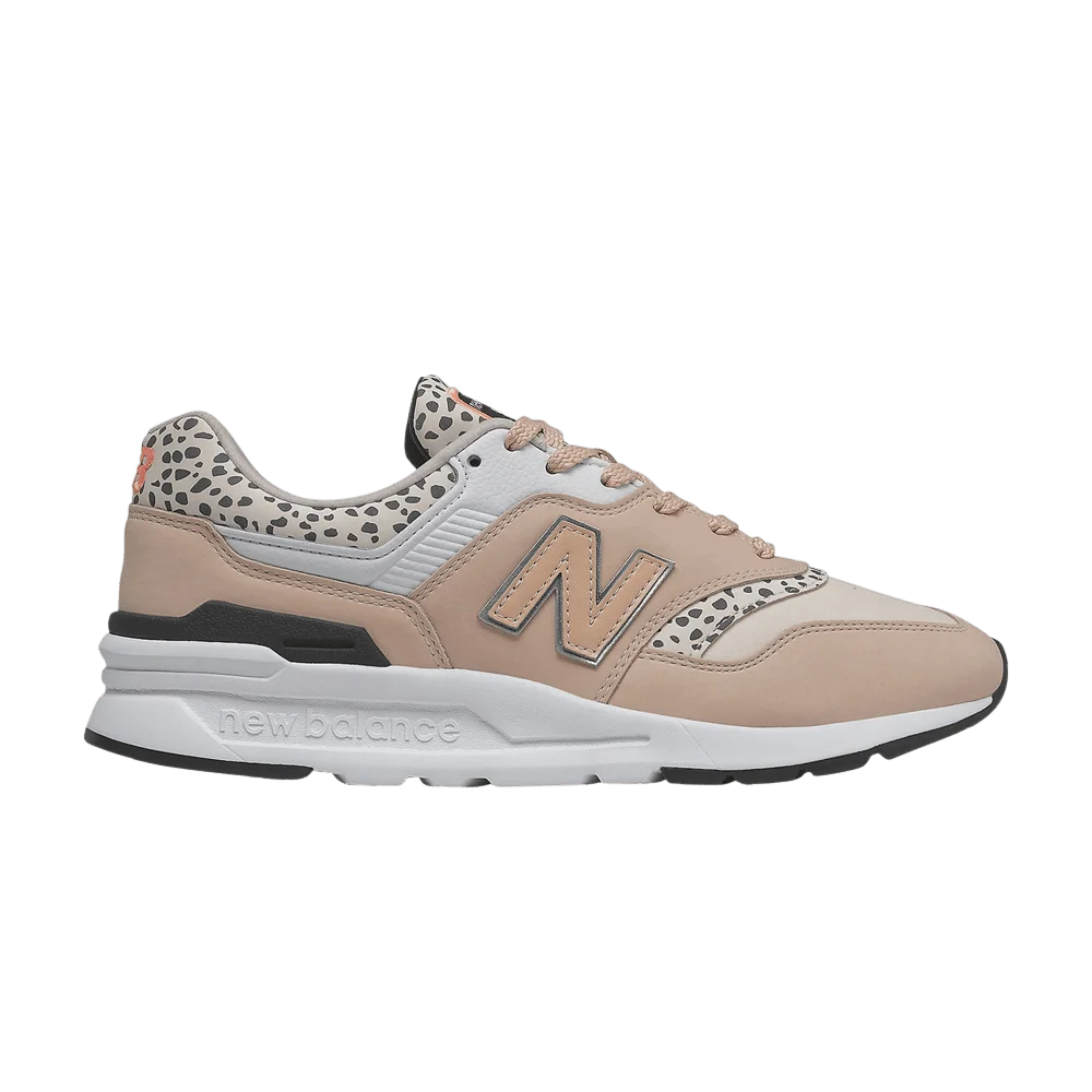 Krossovki-New-Balance-Wmns-997H-Animal-Print-Rose-Water