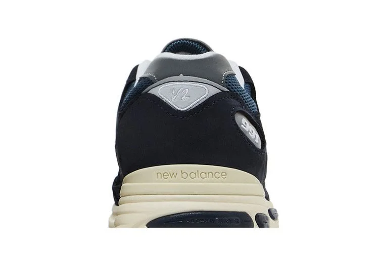 Кроссовки New Balance 991v2 Made in England 'Vintage Sport Pack - Navy'