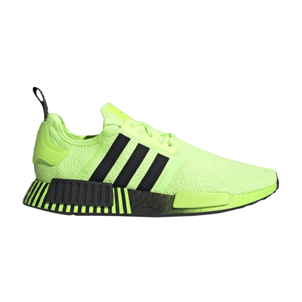 nmd_r1-glitch-signal-green-fv3647