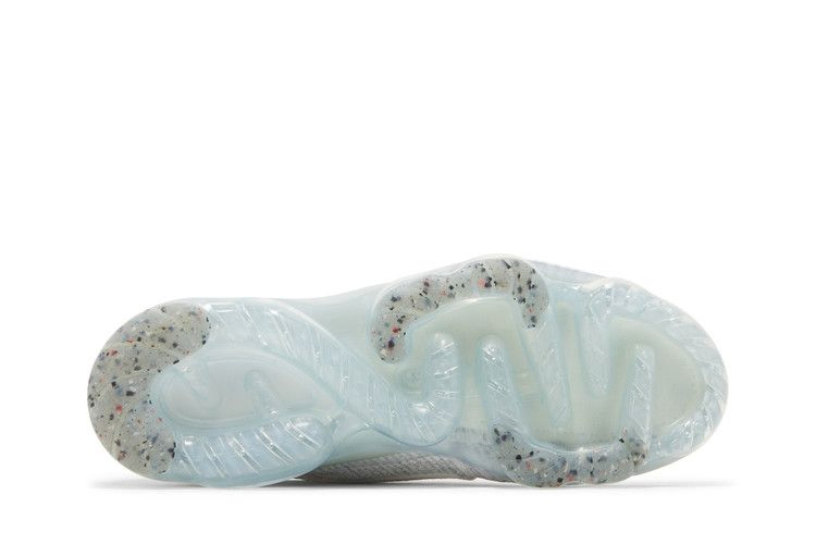 air-vapormax-2021-flyknit-gs-mismatched-swoosh-white-aura-db1550-102_03
