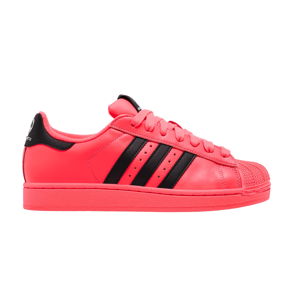 Кроссовки Mercedes-AMG Petronas Formula One Team x adidas Superstar 'Miami Grand Prix Pack'
