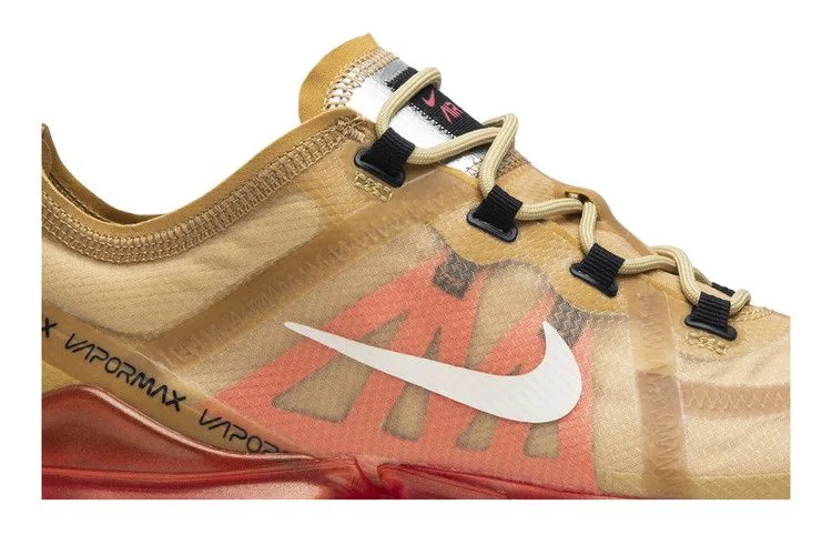 Кроссовки Nike Air VaporMax 2019 'Crimson Gold'