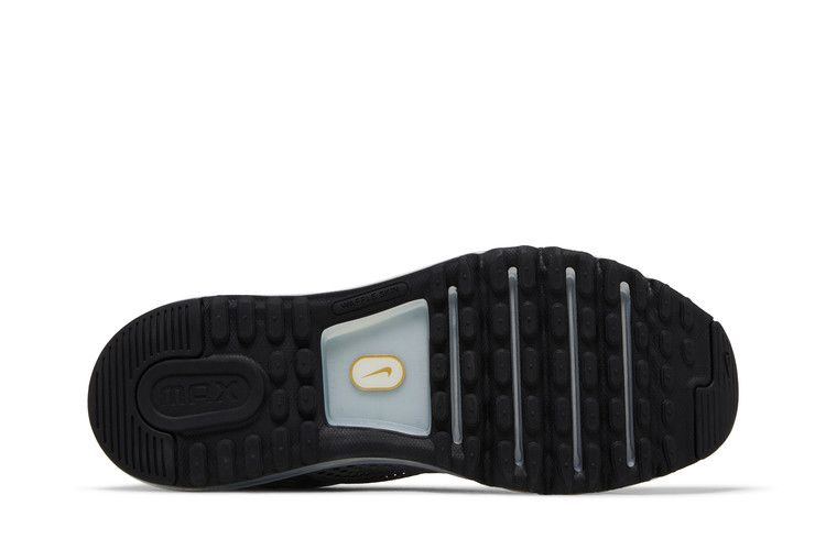 air-max-2013-metallic-silver-gold-hj7901-095_03
