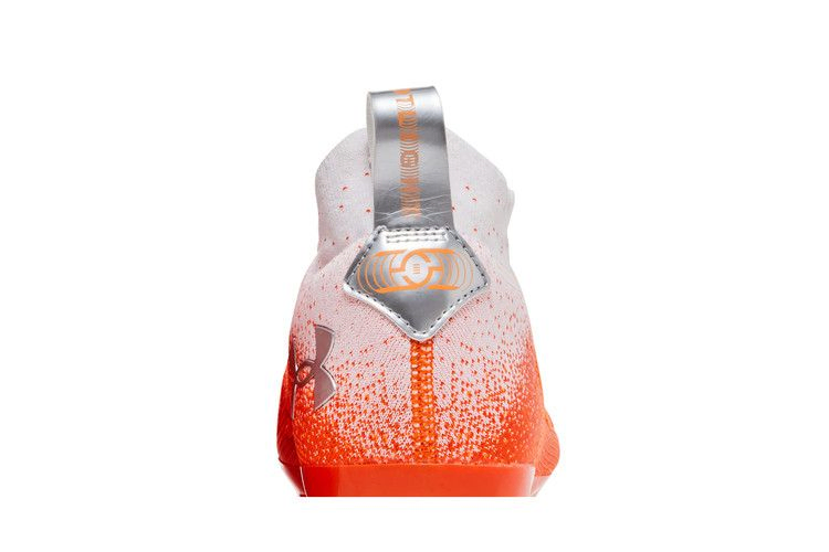 Кроссовки Under Armour Spotlight 'Orange'