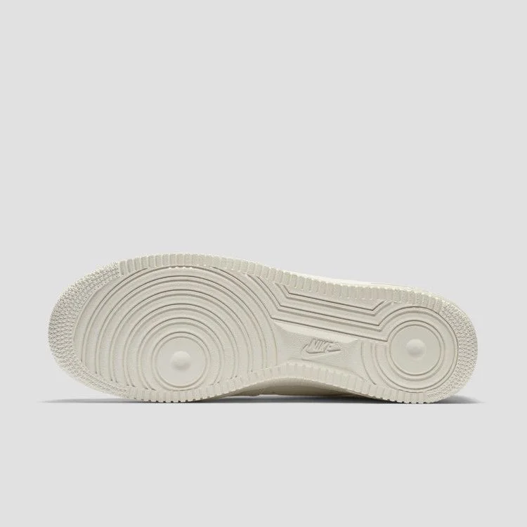 Кроссовки Nike Air Force 1 Low PRM 'Jewel'