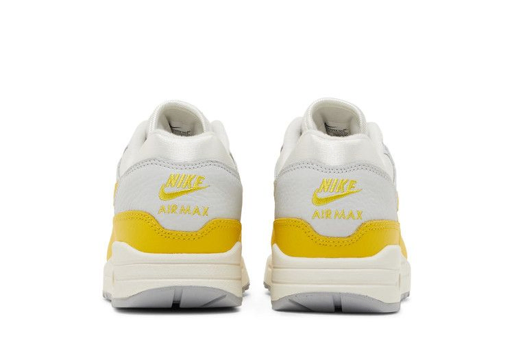 wmns-air-max-1-tour-yellow-dx2954-001_05
