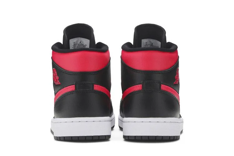 Кроссовки Wmns Air Jordan 1 Mid 'Siren Red'