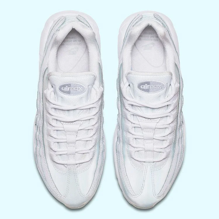 Krossovki-Nike-Wmns-Air-Max-95-SE-White-Ice-1