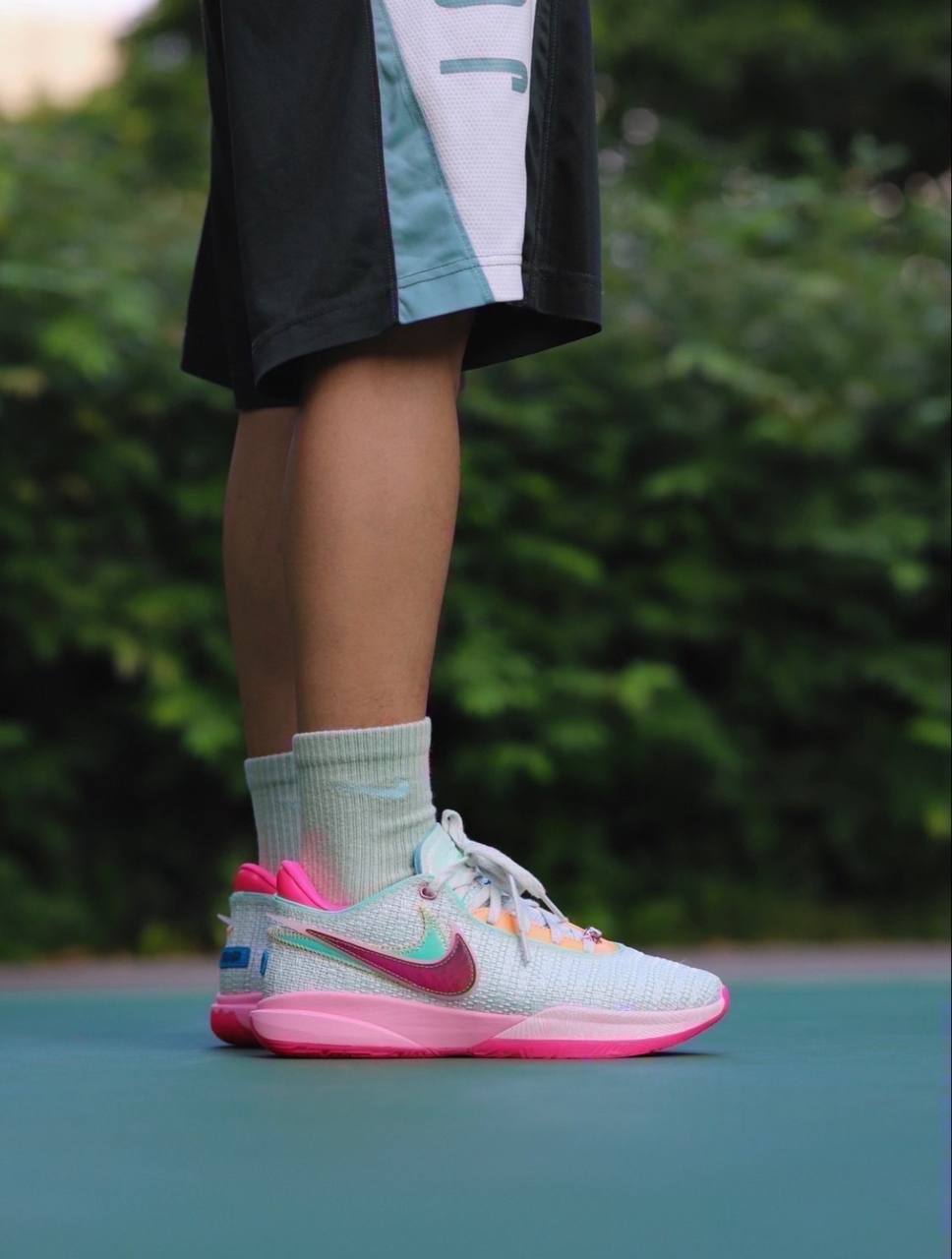 Кроссовки Nike LeBron 20 Time Machine