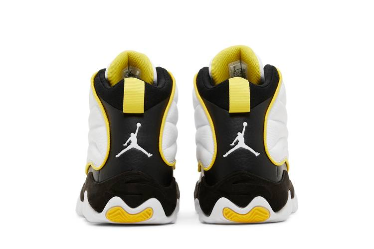 jordan-pro-strong-tour-yellow-dc8418-107_05