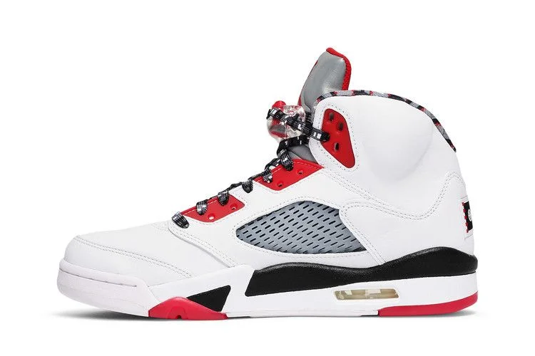 Кроссовки Air Jordan 5 Retro 'Quai 54' 2021