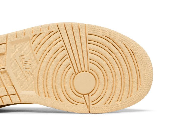 Кроссовки Wmns Air Jordan 1 Low 'Sail Yellow Ochre'
