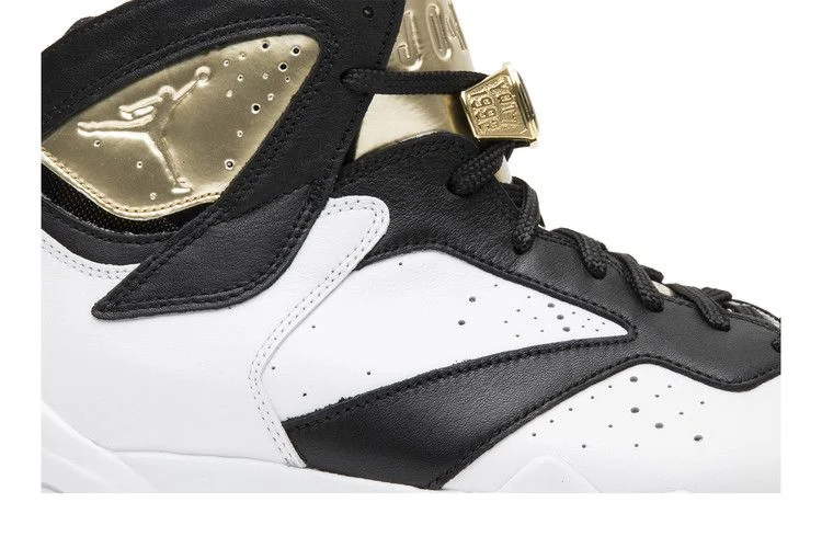 Кроссовки Air Jordan 7 Retro 'Champagne'