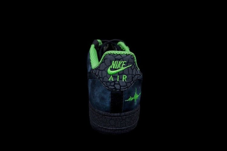 air-force-1-03-hufquake-315206-301_03
