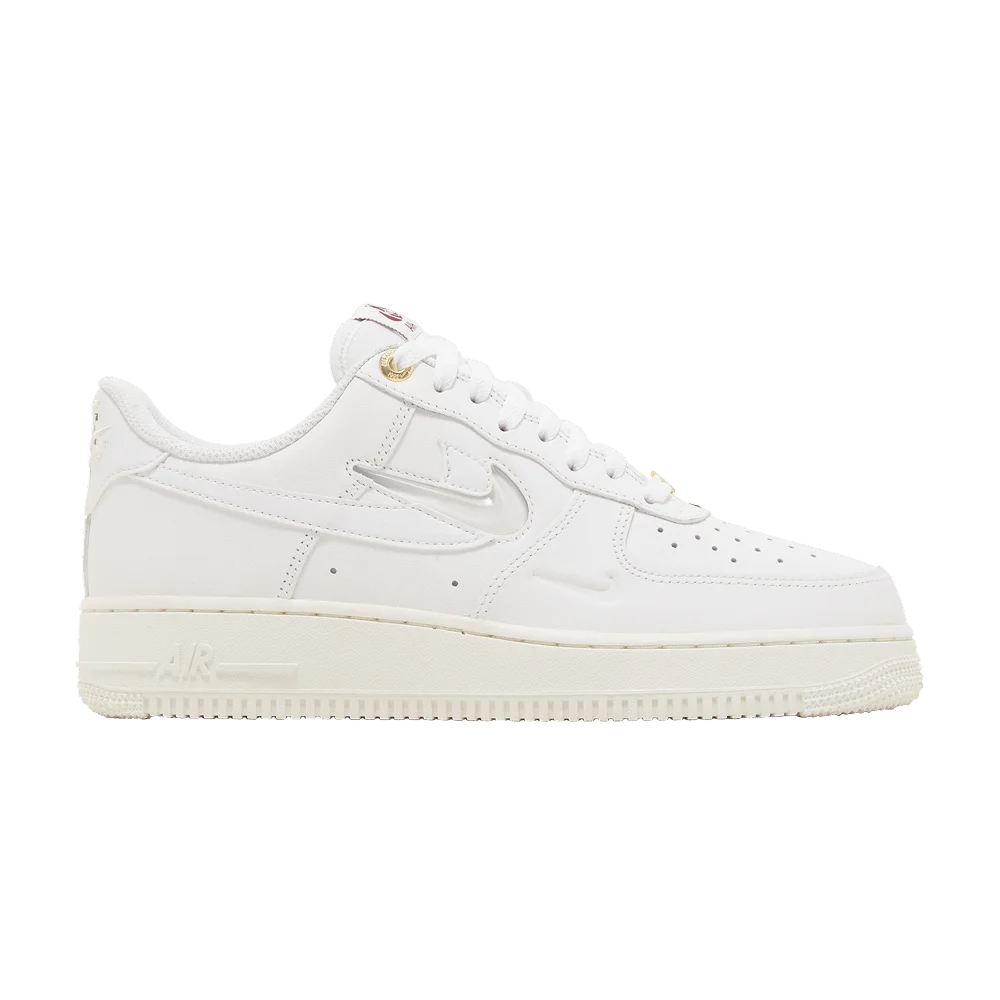 Krossovki-Nike-Air-Force-1-07-Join-Forces-White