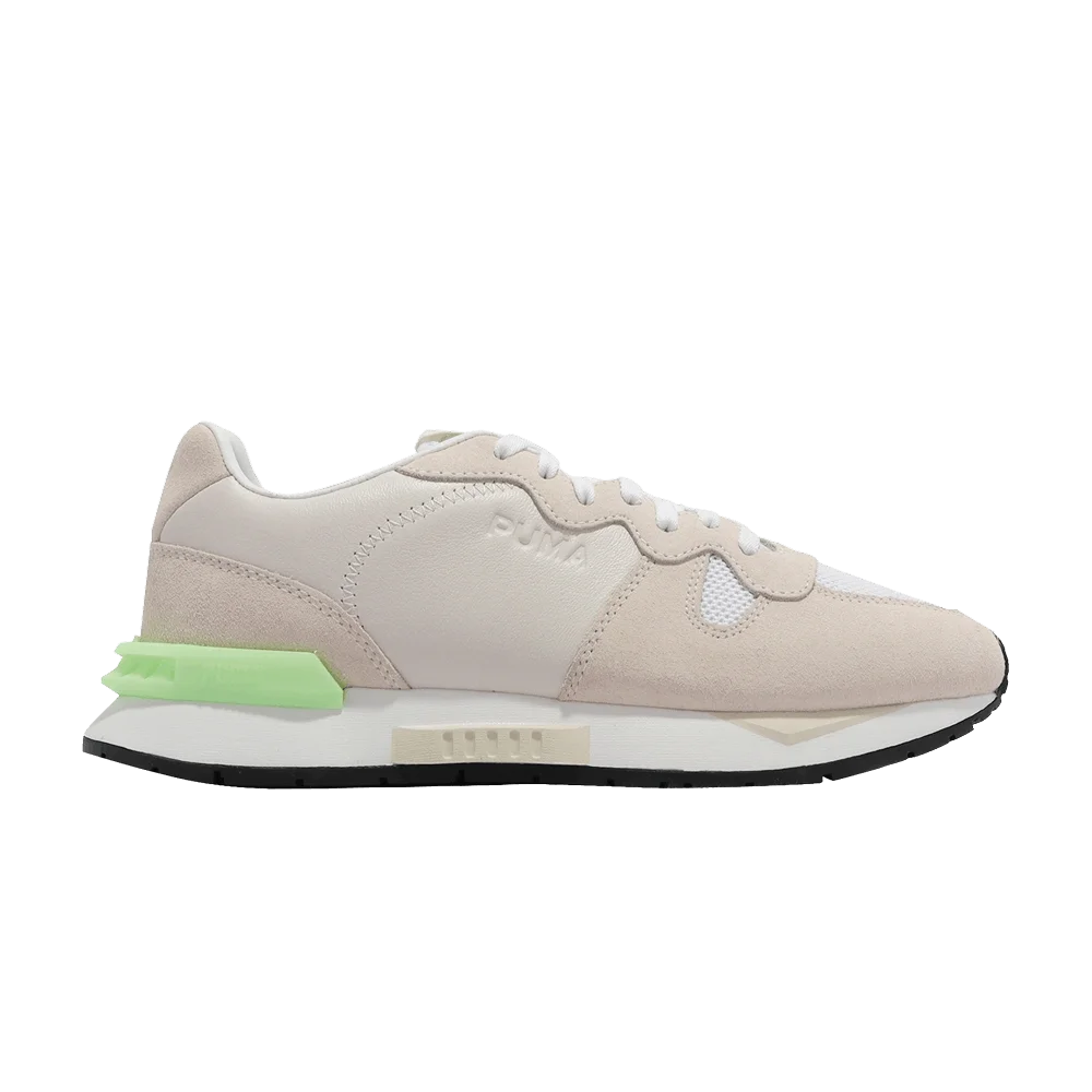 Krossovki-Puma-Wmns-Mirage-Mox-Infuse-White-Navajo