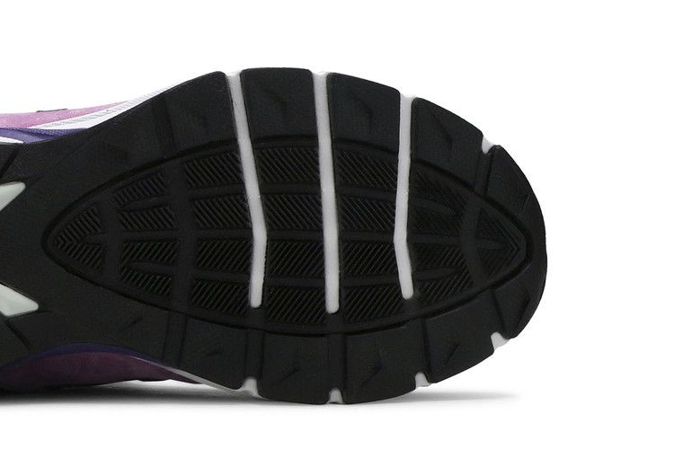 wmns-990v5-made-in-usa-prism-purple-pink-w990nx5_04