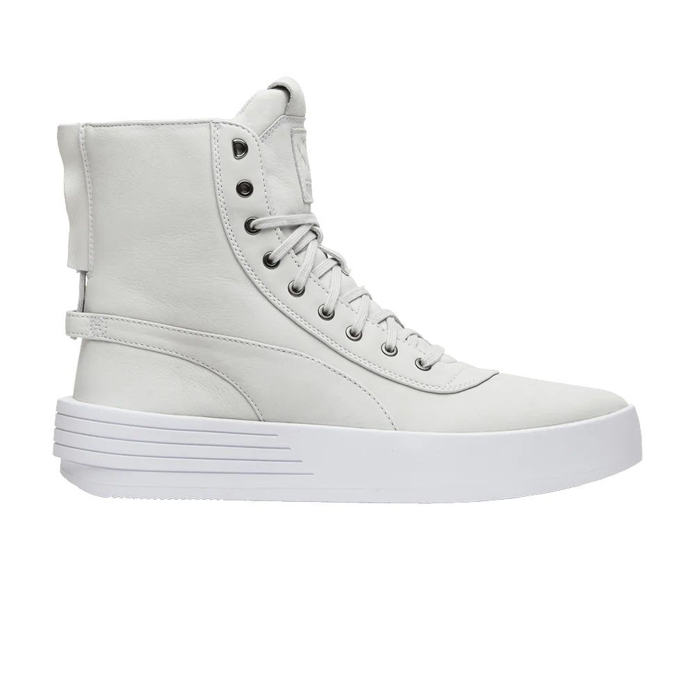 Krossovki-The-Weeknd-x-Puma-Parallel-Marshmallow