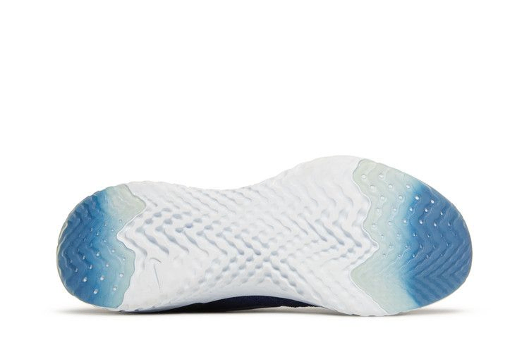 Кроссовки Nike Epic React Flyknit 'College Navy'
