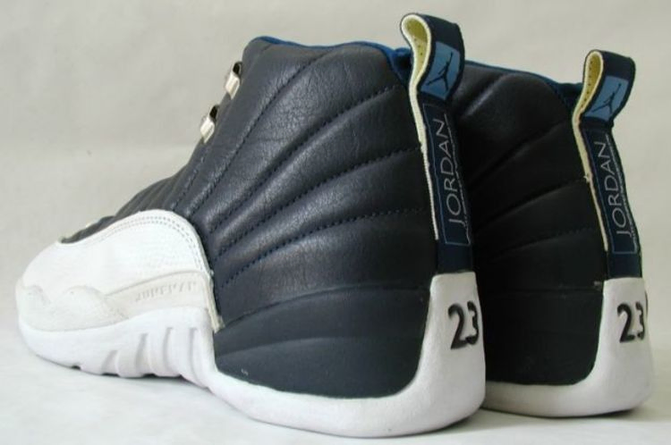 air-jordan-12-og-130690-411_07
