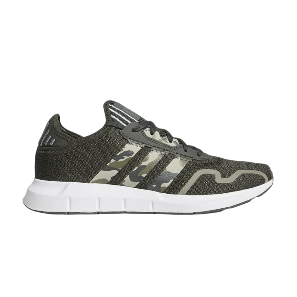 Krossovki-Adidas-Swift-Run-X-Camouflage-Twist