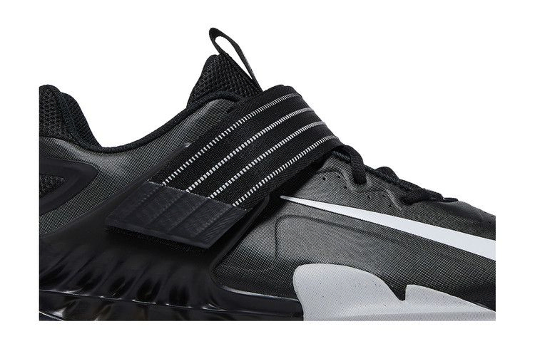 Кроссовки Nike Savaleos 'Black White' Sample