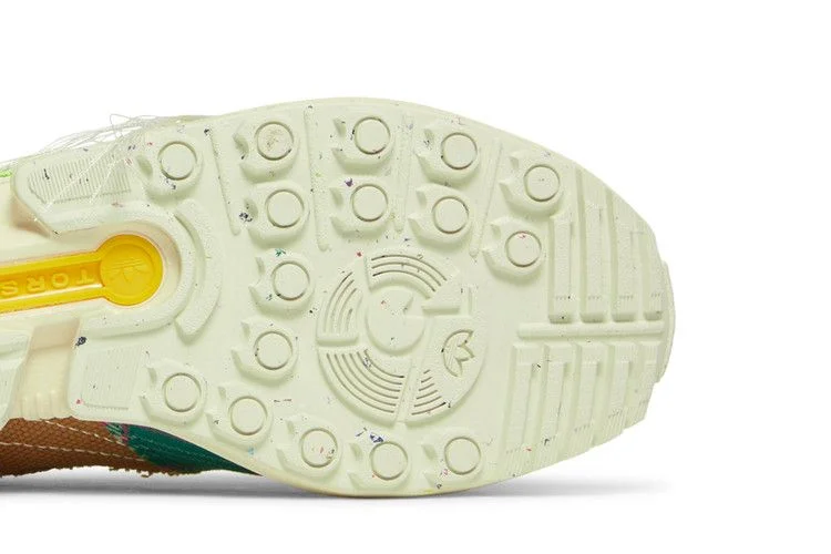 Krossovki-Sean-Wotherspoon-x-adidas-ZX-8000-A-ZX-Series-Super-Earth-4