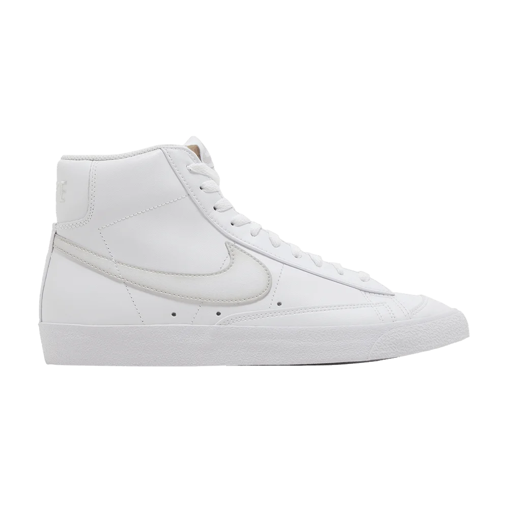 Krossovki-Nike-Blazer-Mid-77-Vintage-Airbrush-Photon-Dust