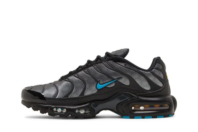 Krossovki-Nike-Air-Max-Plus-Black-Hex-2