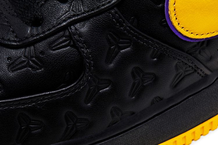 air-force-1-low-kobe-bryant-black-hv5122-001_09