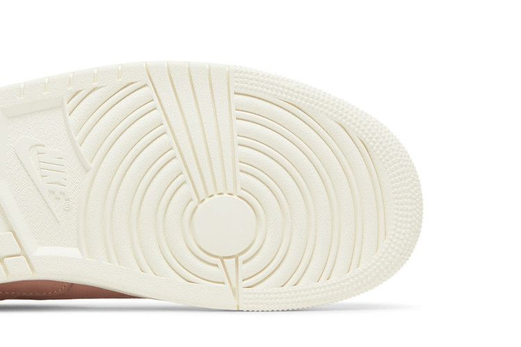 air-jordan-1-centre-court-pink-oxford-do7444-621_04