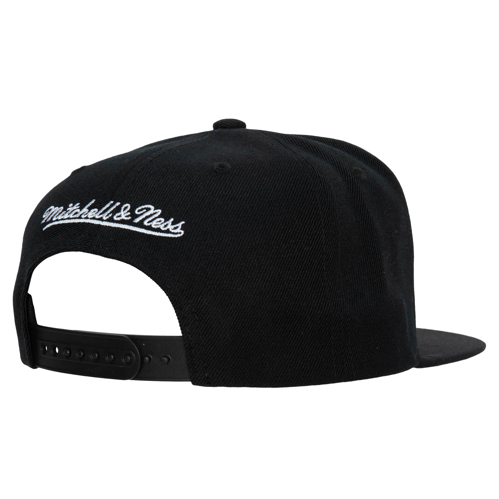 Бейсболка Mitchell & Ness Team Script 2.0 Snapback Brooklyn Nets Hat