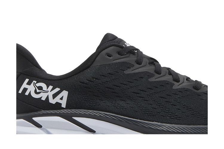 wmns-clifton-8-black-white-1119394-bwht_01