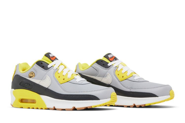 air-max-90-leather-gs-go-the-extra-smile-dq0570-001_07
