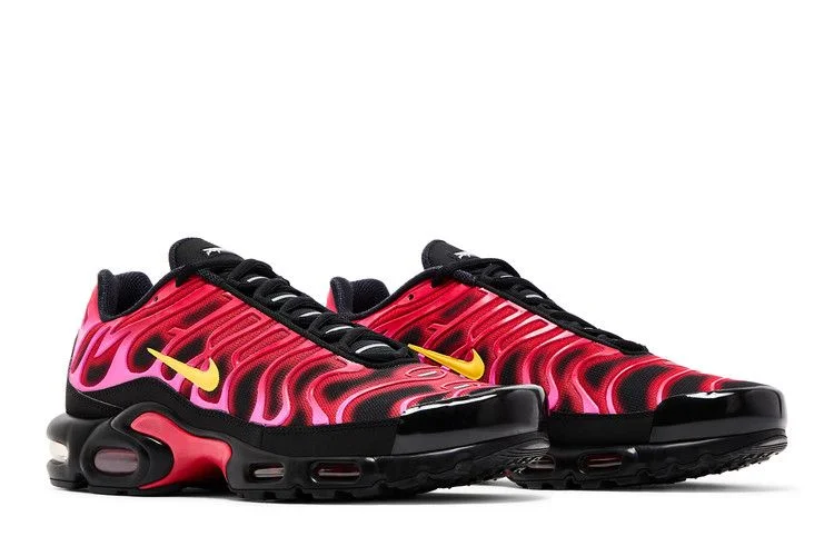 Krossovki-Supreme-x-Nike-Air-Max-Plus-TN-University-Red-7