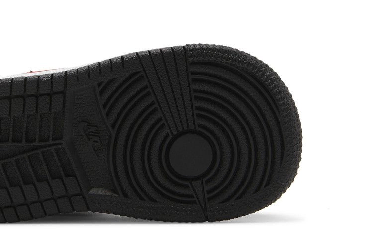 Кроссовки Air Jordan 1 Mid TD 'Black Fire Red'