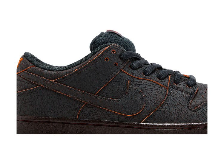 Кроссовки Nike Dunk Low SB 'Krampus'