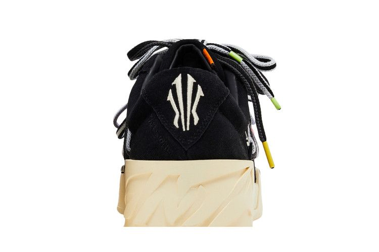 Кроссовки Anta Kai Hélà Style 'Roots Pack - Black'