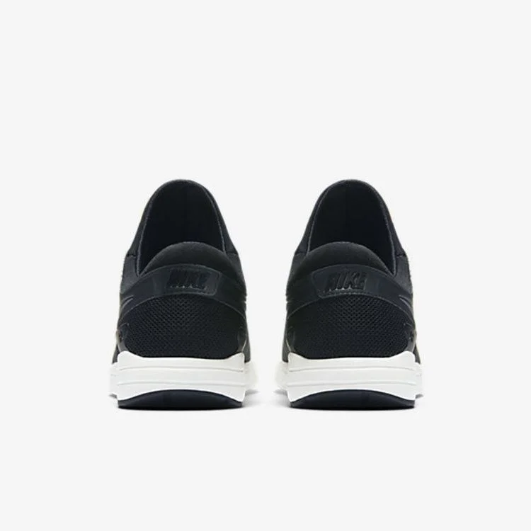 Krossovki-Nike-Wmns-Air-Max-Zero-Black-3