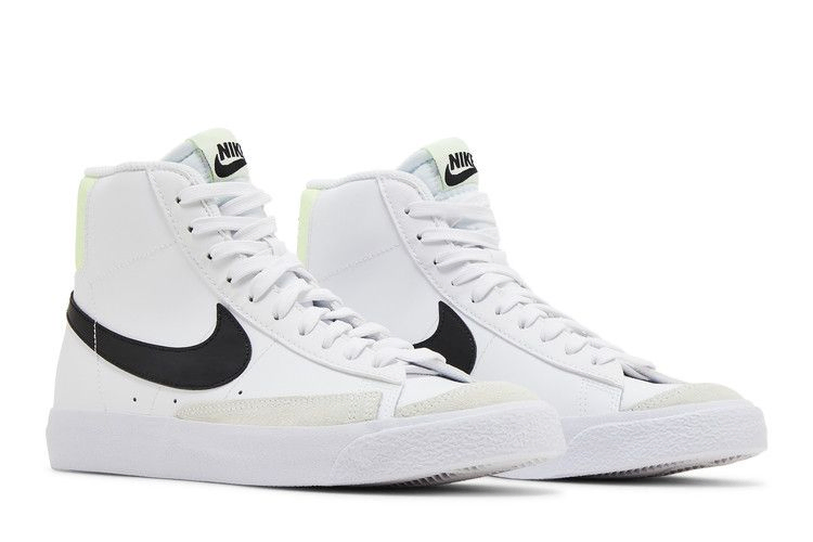 blazer-mid-77-gs-white-black-volt-da4086-109_07