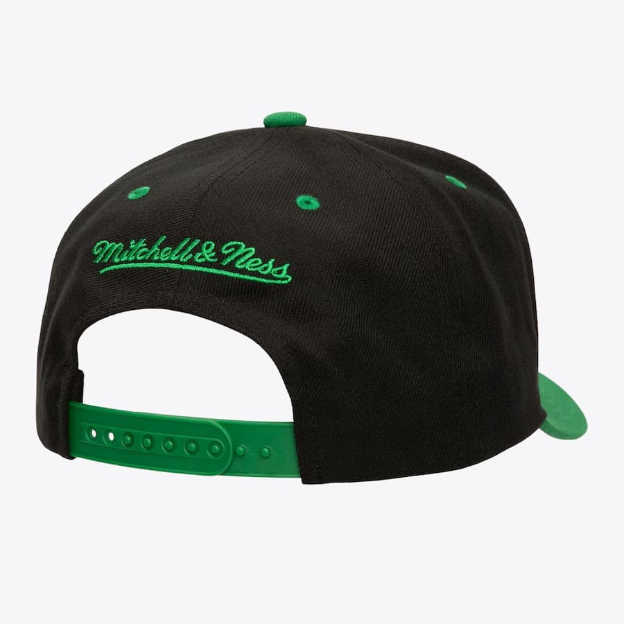 Mitchell-Ness-Black-Dallas-Stars-All-In-2.0-Pro-Crown-Snapback-Hat-1