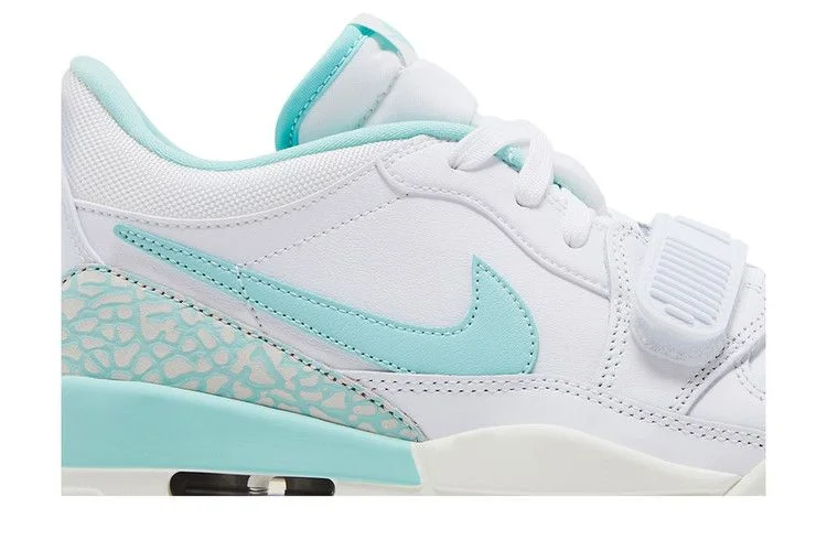 Krossovki-Air-Jordan-Wmns-Jordan-Legacy-312-Low-White-Light-Dew-1
